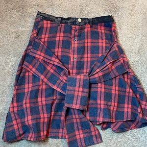 Plaid skirt , size: small